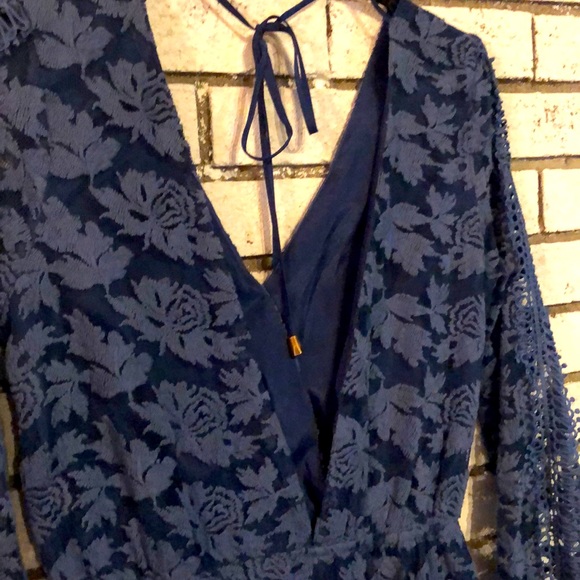 Adelyn Rae Romper Size Small - Picture 6 of 7